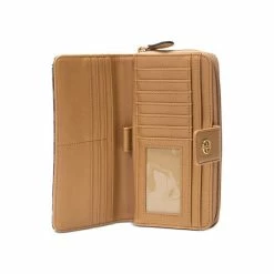 Brand new 👏 Giani Bernini Sledding Wallet, Created For Macy's Brown Signature 💯 -Giani Bernini Shop unnamed file 2076